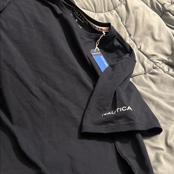 Nautica Men's Navy Short Sleeve Tee - Picture 3 of 3